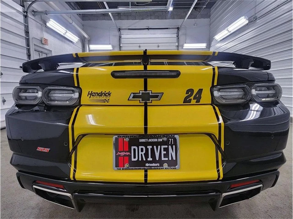 2020 Chevrolet Camaro 6th Gen - Image 13 of 31
