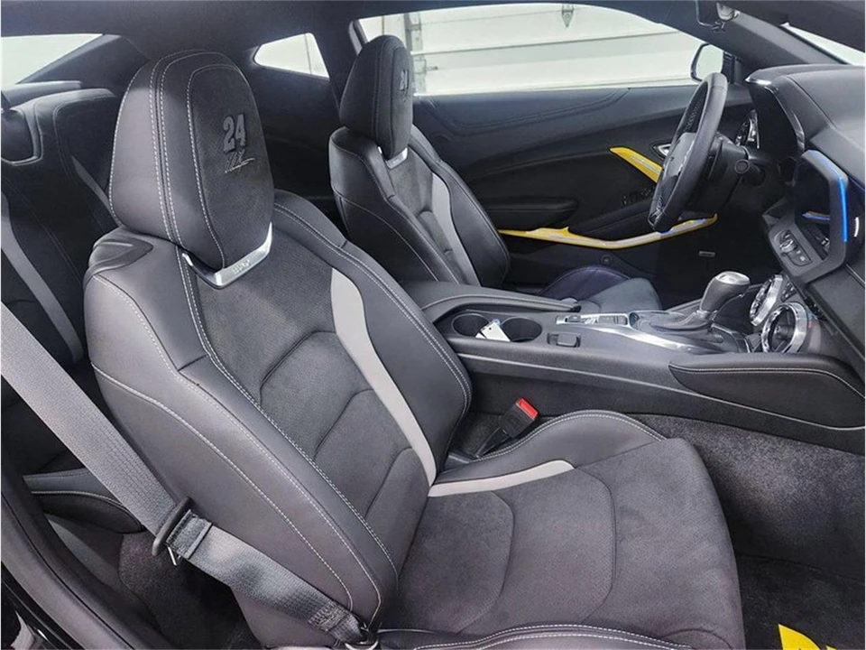 2020 Chevrolet Camaro 6th Gen - Image 25 of 31