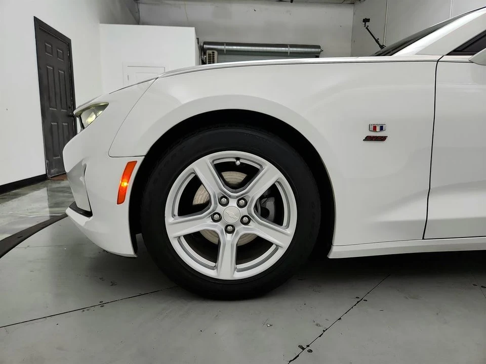 2020 Chevrolet Camaro 6th Gen - Image 28 of 31