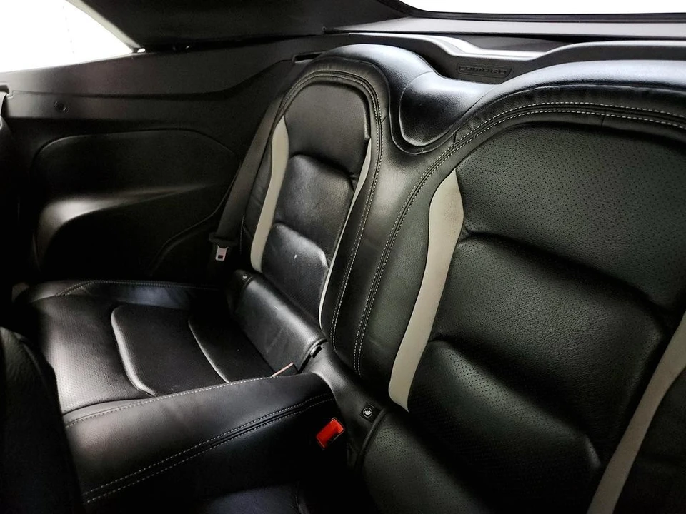 2020 Chevrolet Camaro 6th Gen - Image 22 of 31