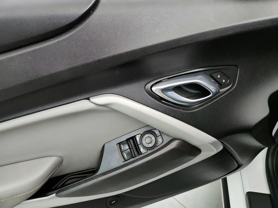 2020 Chevrolet Camaro 6th Gen - Image 20 of 31