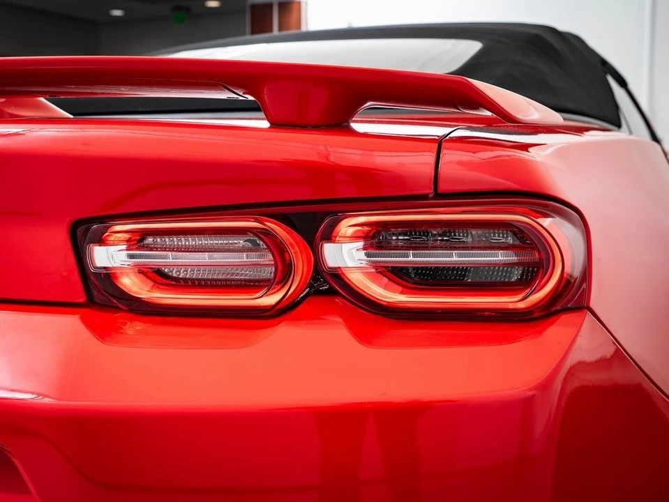 2020 Chevrolet Camaro 6th Gen - Image 9 of 21