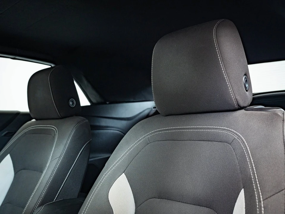 2020 Chevrolet Camaro 6th Gen - Image 20 of 21