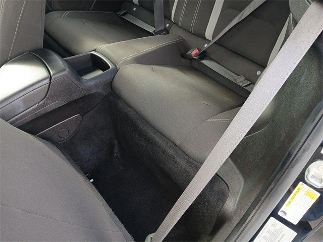 2020 Chevrolet Camaro 6th Gen - Image 13 of 20