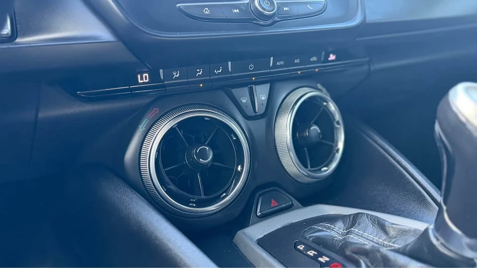 2020 Chevrolet Camaro 6th Gen - Image 15 of 16