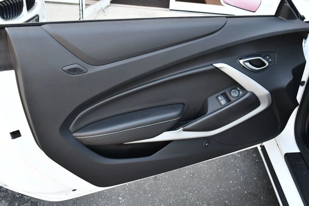 2020 Chevrolet Camaro 6th Gen - Image 11 of 21