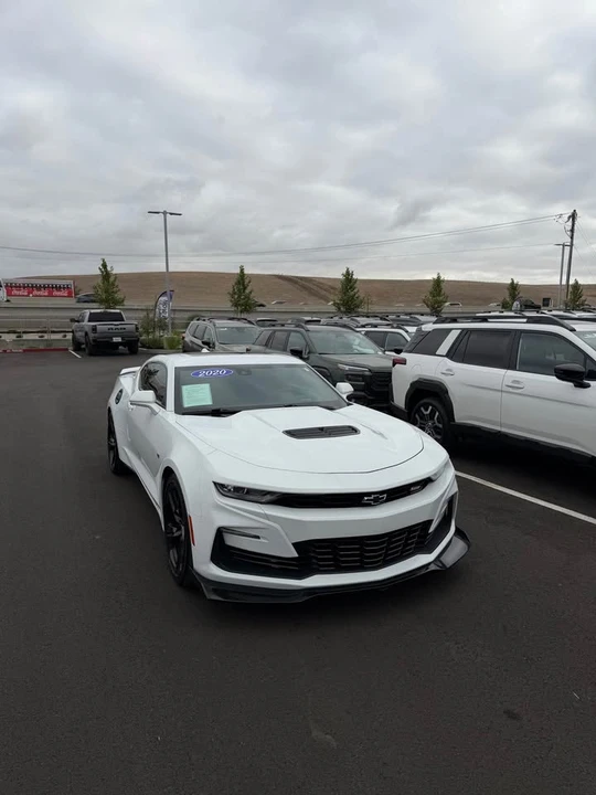 2020 Chevrolet Camaro SS 6th Gen - Image 2 of 12