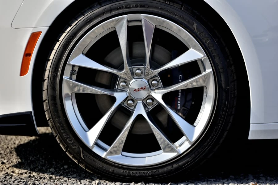 2020 Chevrolet Camaro SS 6th Gen - Image 8 of 28