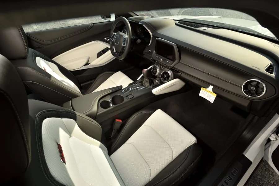 2020 Chevrolet Camaro SS 6th Gen - Image 22 of 28
