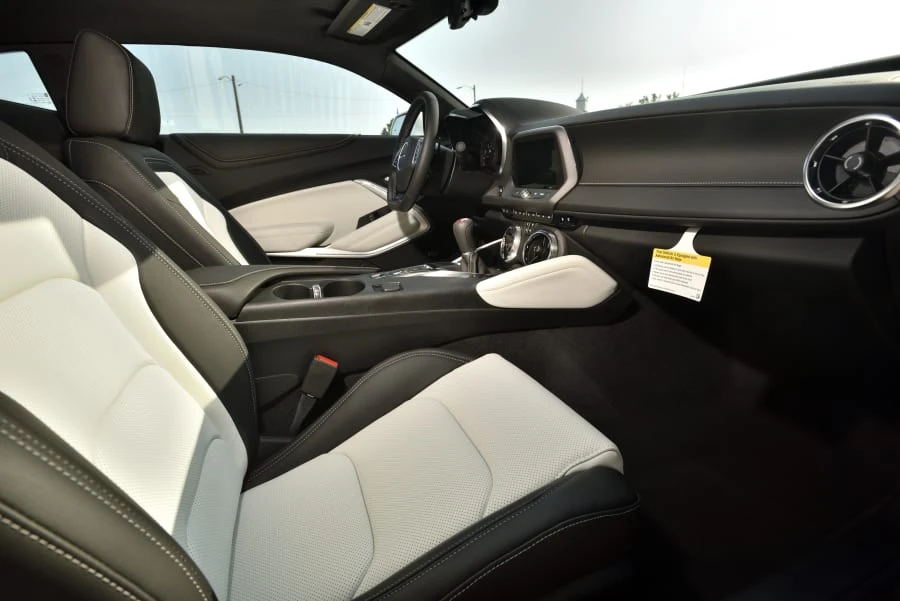 2020 Chevrolet Camaro SS 6th Gen - Image 23 of 28