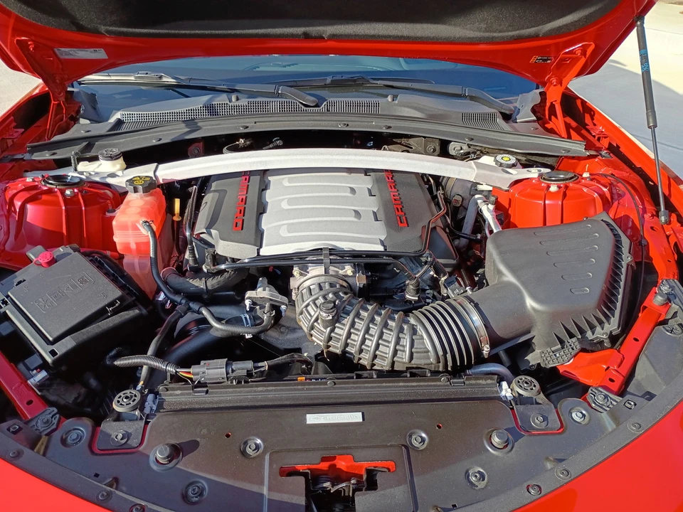 2020 Chevrolet Camaro 6th Gen - Image 25 of 31