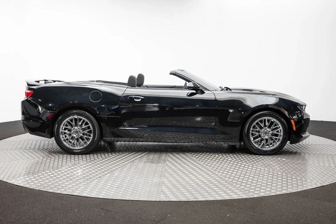 2020 Chevrolet Camaro 6th Gen - Image 9 of 12
