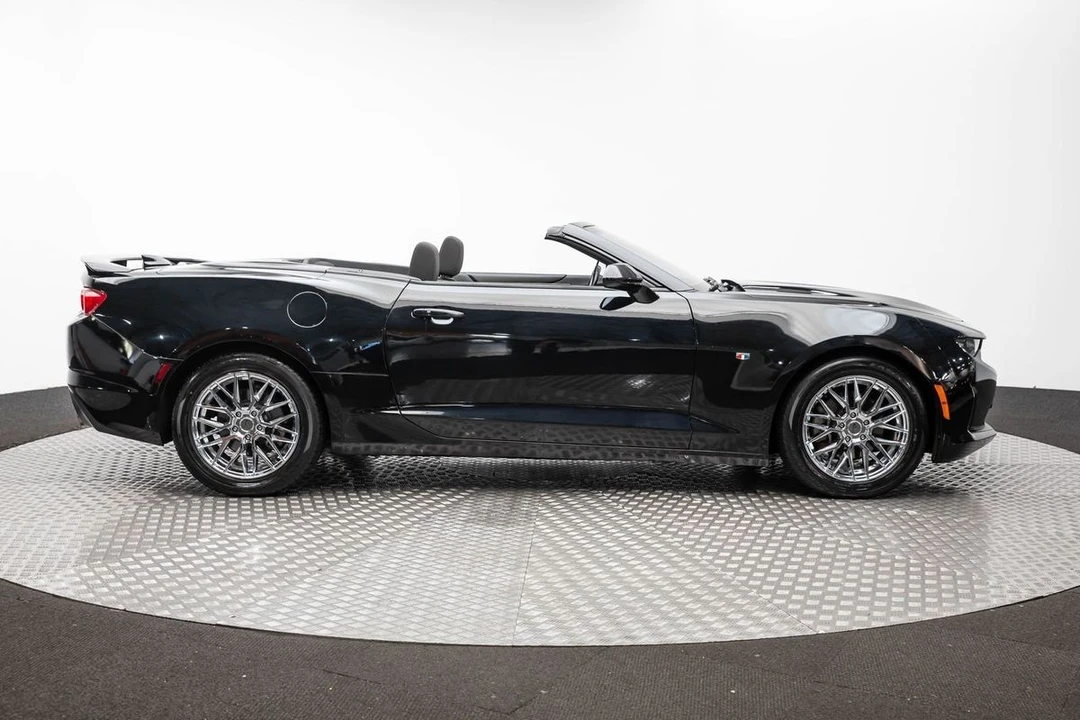 2020 Chevrolet Camaro 6th Gen - Image 9 of 12