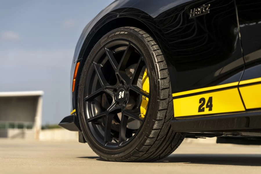 2020 Chevrolet Camaro 6th Gen - Image 19 of 31
