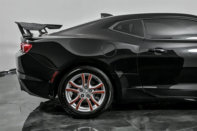 2020 Chevrolet Camaro 6th Gen - Image 11 of 21