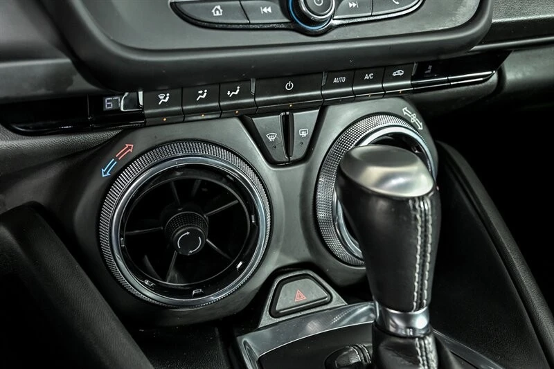 2020 Chevrolet Camaro 6th Gen - Image 25 of 28
