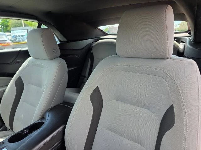 2020 Chevrolet Camaro 6th Gen - Image 10 of 20