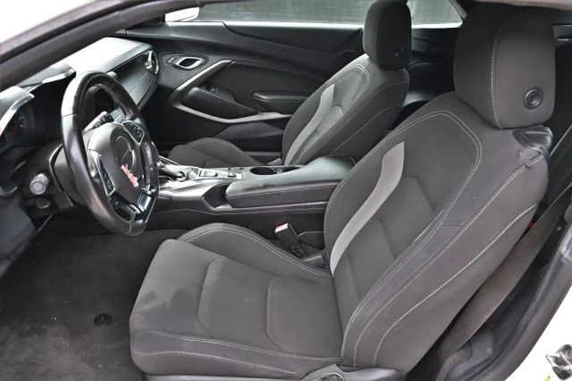 2020 Chevrolet Camaro 6th Gen - Image 13 of 20