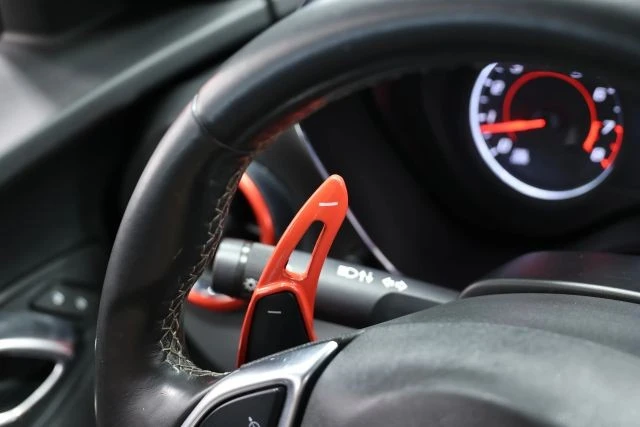 2020 Chevrolet Camaro 6th Gen - Image 26 of 31
