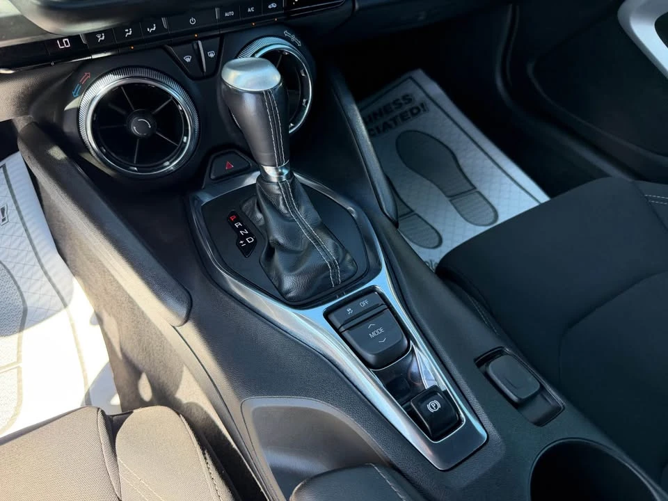 2020 Chevrolet Camaro 6th Gen - Image 18 of 19