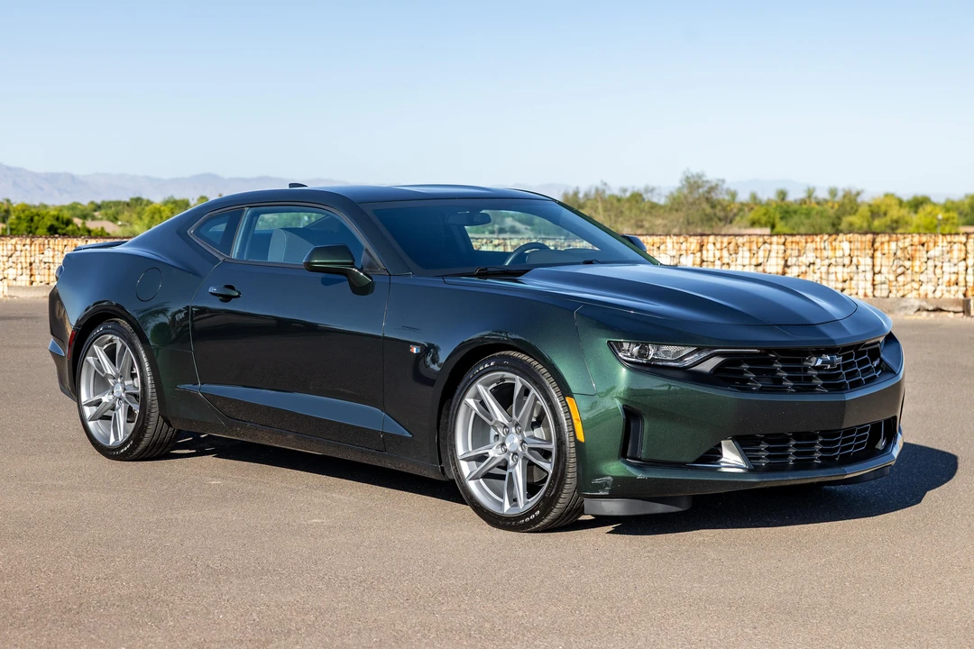 2020 Chevrolet Camaro 6th Gen - Image 9 of 31