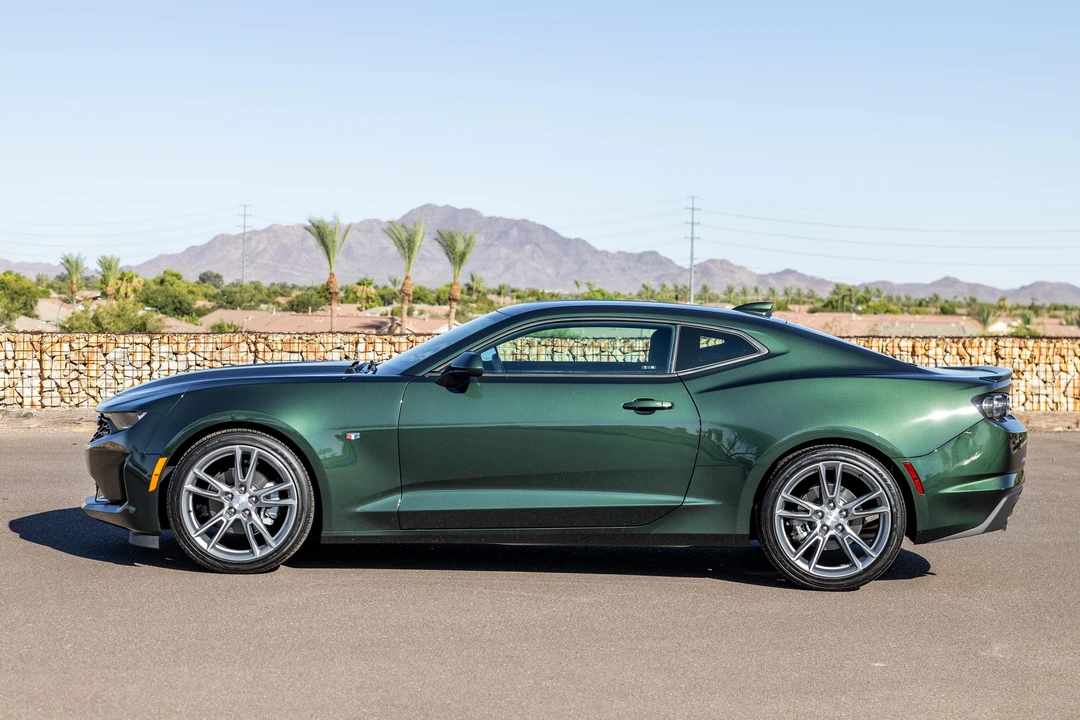 2020 Chevrolet Camaro 6th Gen - Image 7 of 31