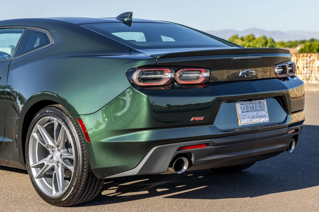 2020 Chevrolet Camaro 6th Gen - Image 25 of 31