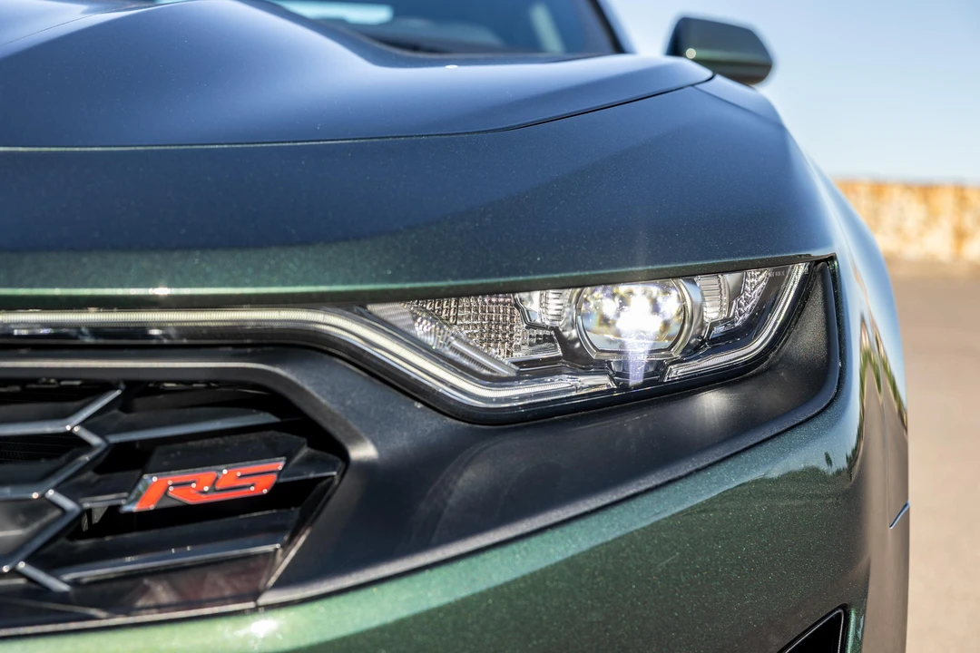 2020 Chevrolet Camaro 6th Gen - Image 15 of 31