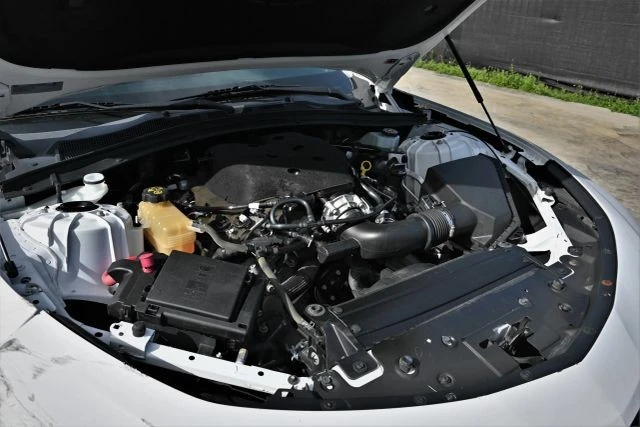 2020 Chevrolet Camaro 6th Gen - Image 18 of 19