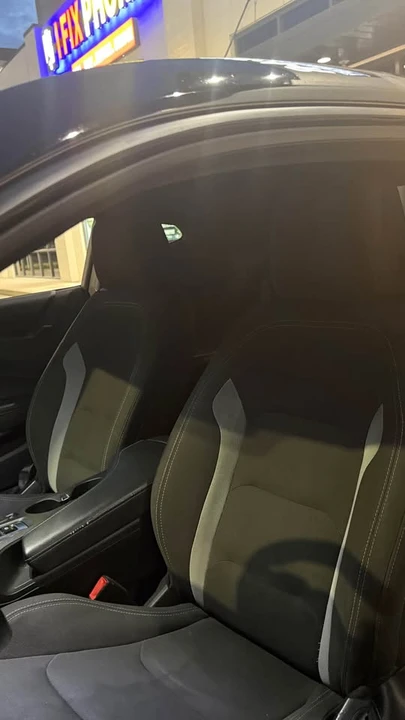 2020 Chevrolet Camaro 6th Gen - Image 6 of 11