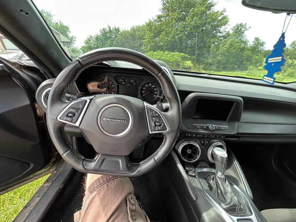 2020 Chevrolet Camaro 6th Gen - Image 8 of 16