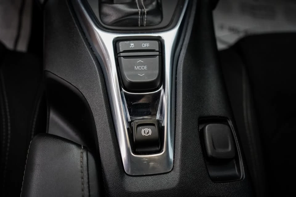 2020 Chevrolet Camaro 6th Gen - Image 9 of 10