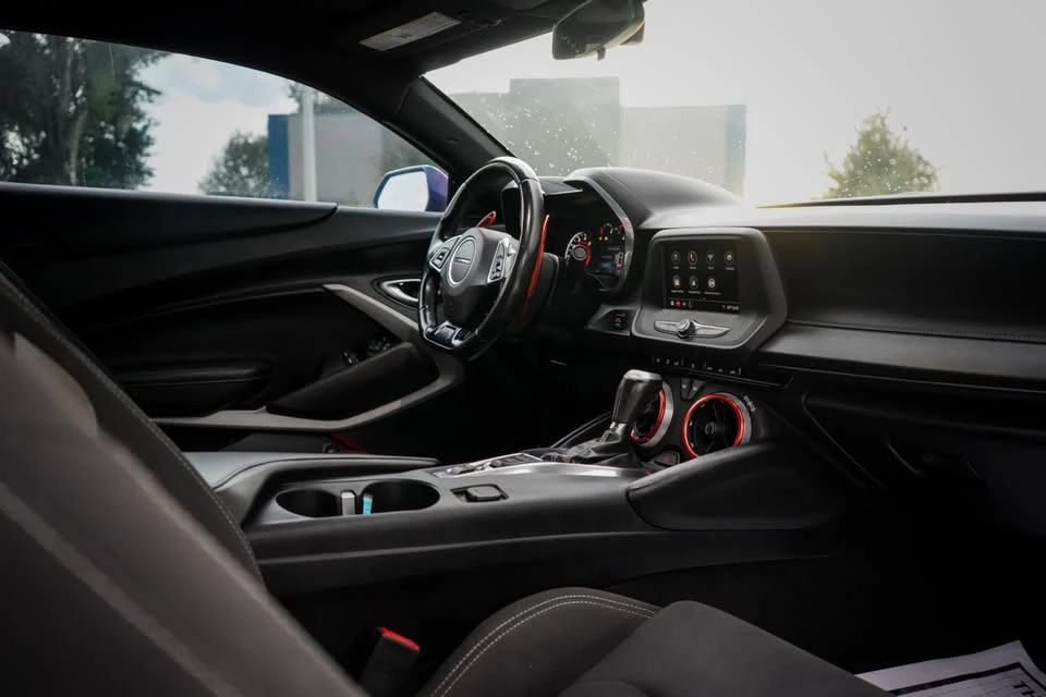 2020 Chevrolet Camaro 6th Gen - Image 8 of 12