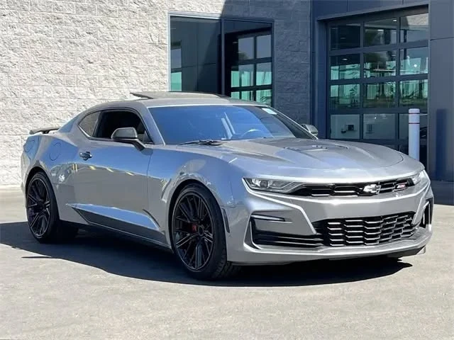 2020 Chevrolet Camaro SS 6th Gen - Image 2 of 8