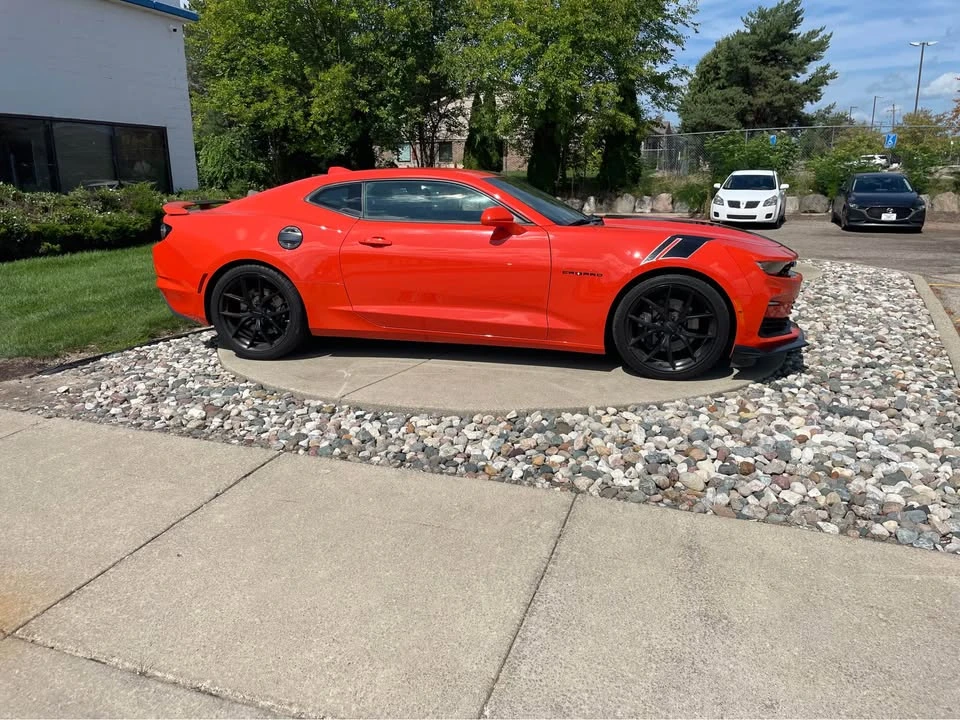 2020 Chevrolet Camaro SS 6th Gen - Image 2 of 7
