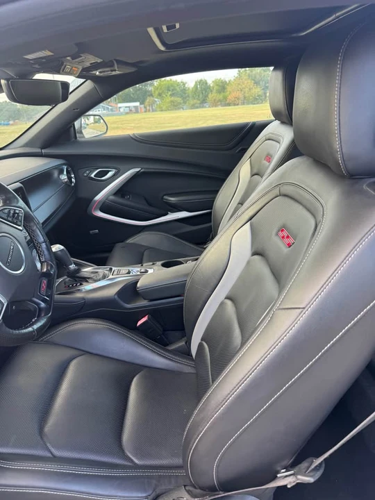 2020 Chevrolet Camaro SS 6th Gen - Image 5 of 10