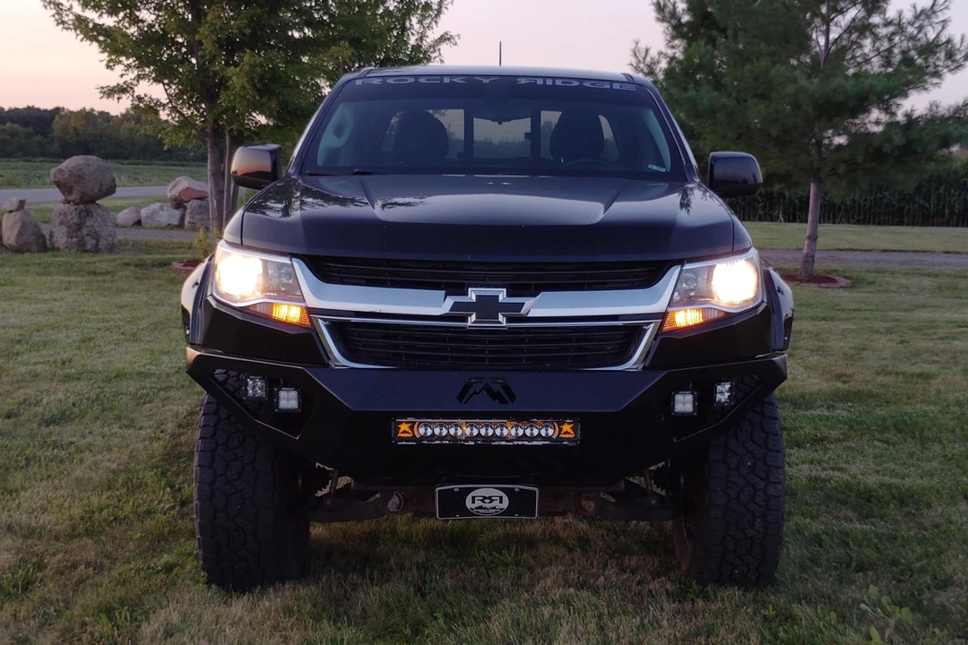 2020 Chevrolet Colorado 2nd Gen - Image 2 of 31