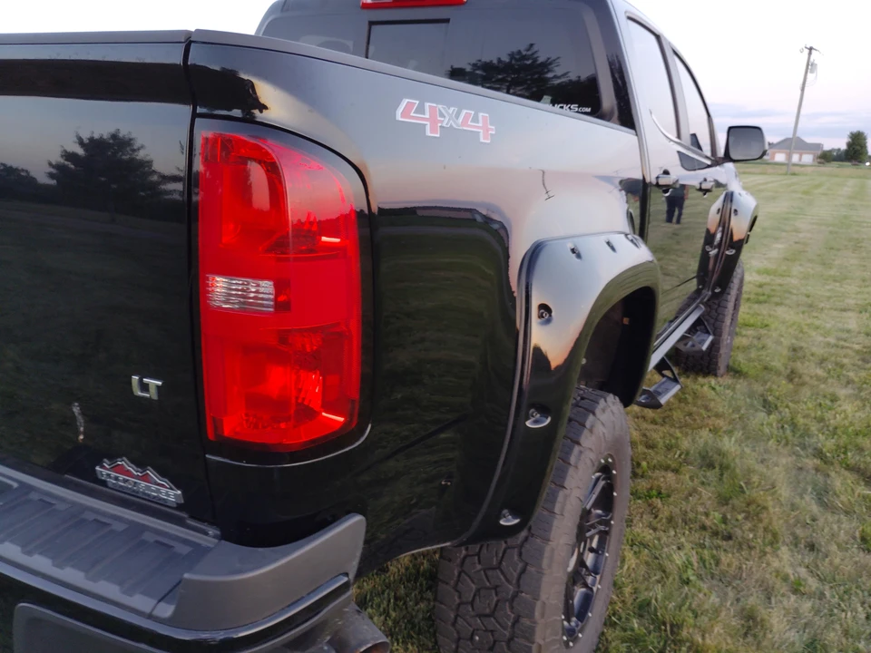 2020 Chevrolet Colorado 2nd Gen - Image 28 of 31