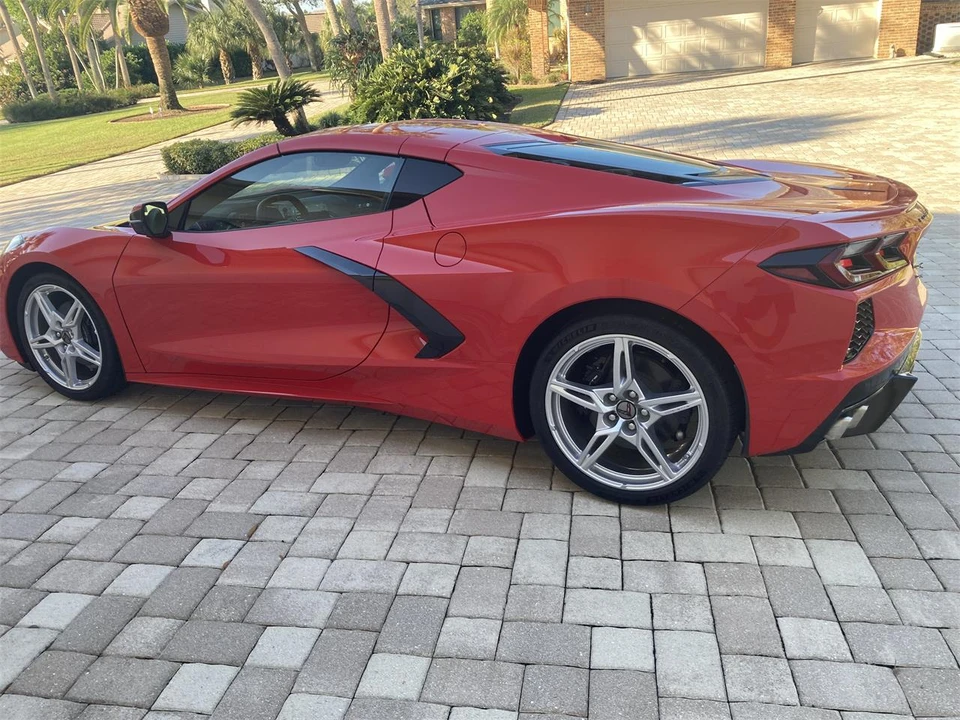 2020 Chevrolet Corvette C8 - Image 8 of 9