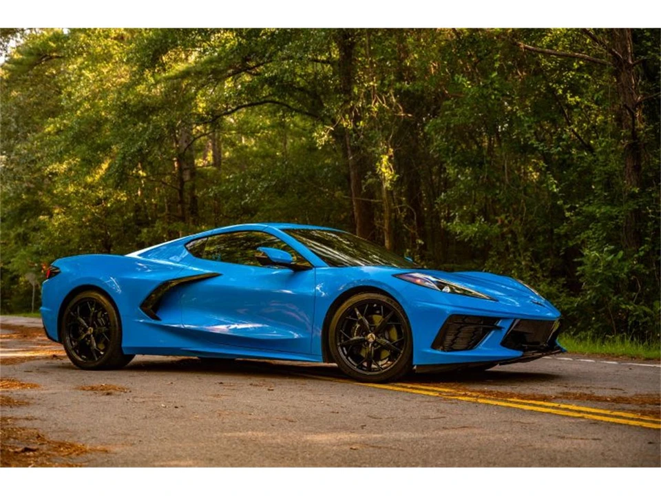2020 Chevrolet Corvette C8 - Image 2 of 31