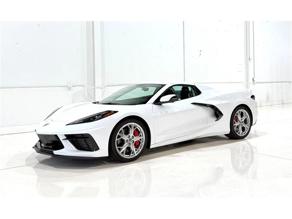 2020 Chevrolet Corvette C8 - Image 3 of 31