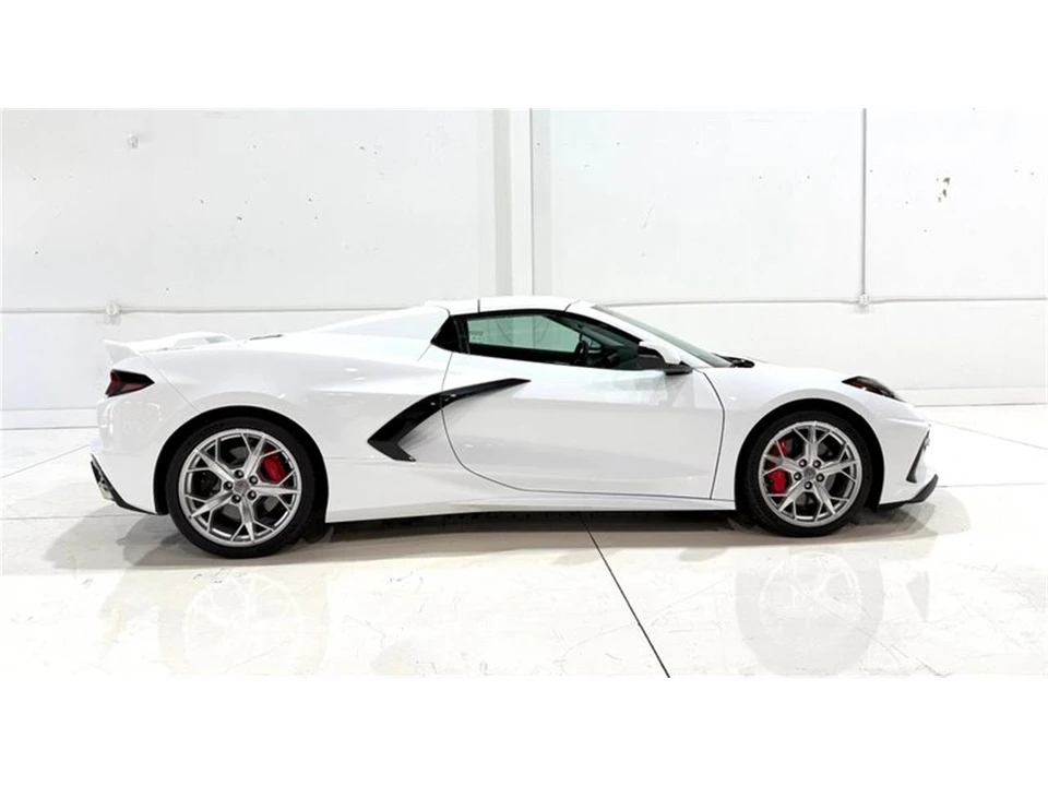 2020 Chevrolet Corvette C8 - Image 11 of 31