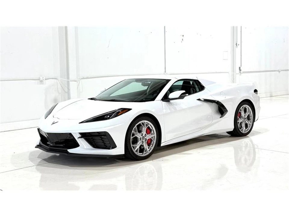 2020 Chevrolet Corvette C8 - Image 2 of 31