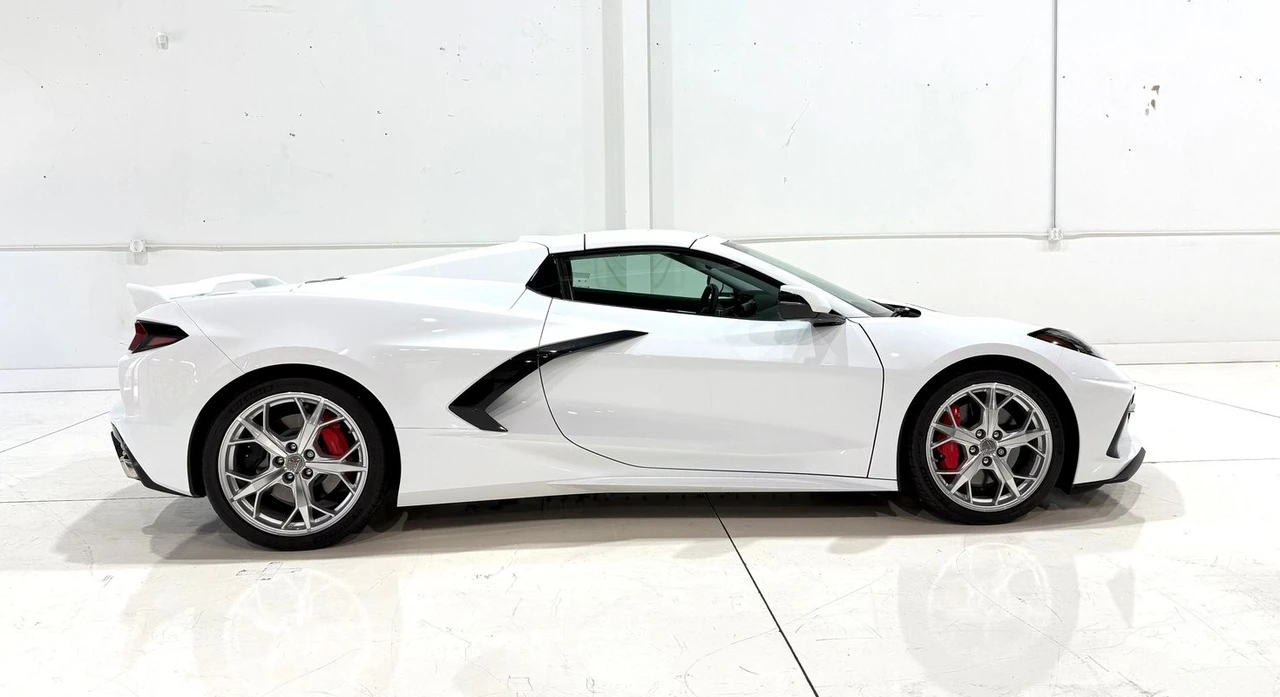 2020 Chevrolet Corvette C8 - Image 11 of 31