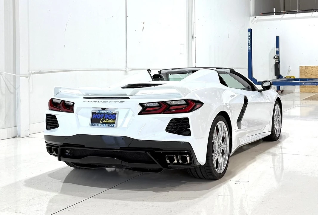2020 Chevrolet Corvette C8 - Image 9 of 31