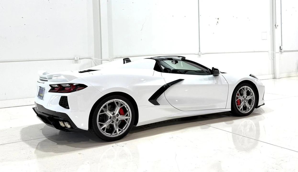 2020 Chevrolet Corvette C8 - Image 28 of 31