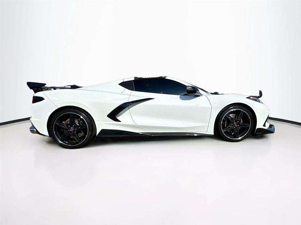 2020 Chevrolet Corvette C8 - Image 9 of 21