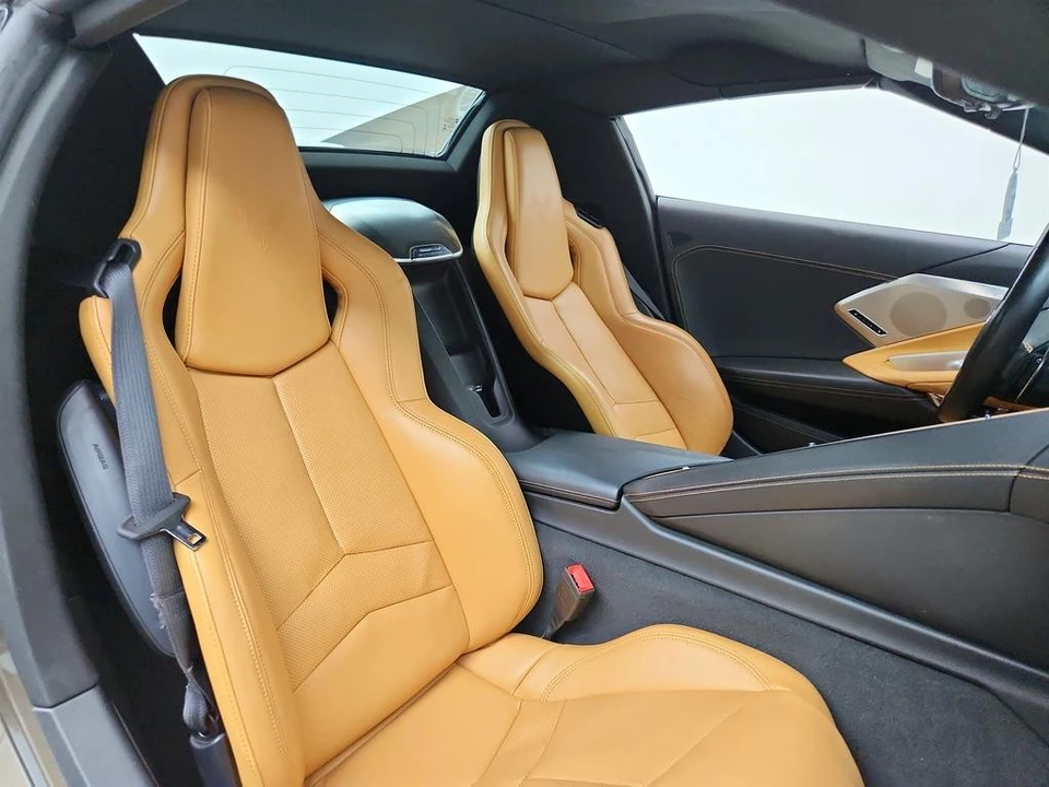 2020 Chevrolet Corvette C8 - Image 25 of 31