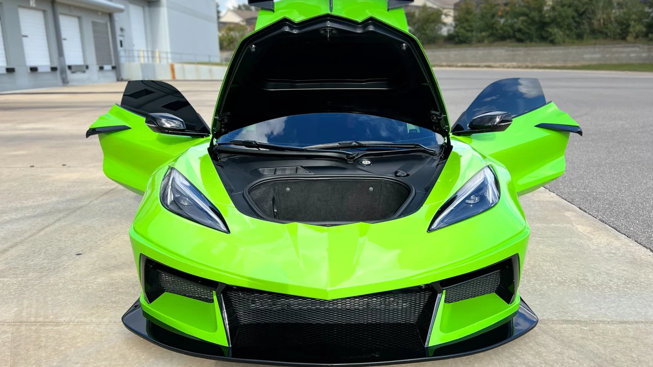 2020 Chevrolet Corvette C8 - Image 17 of 28