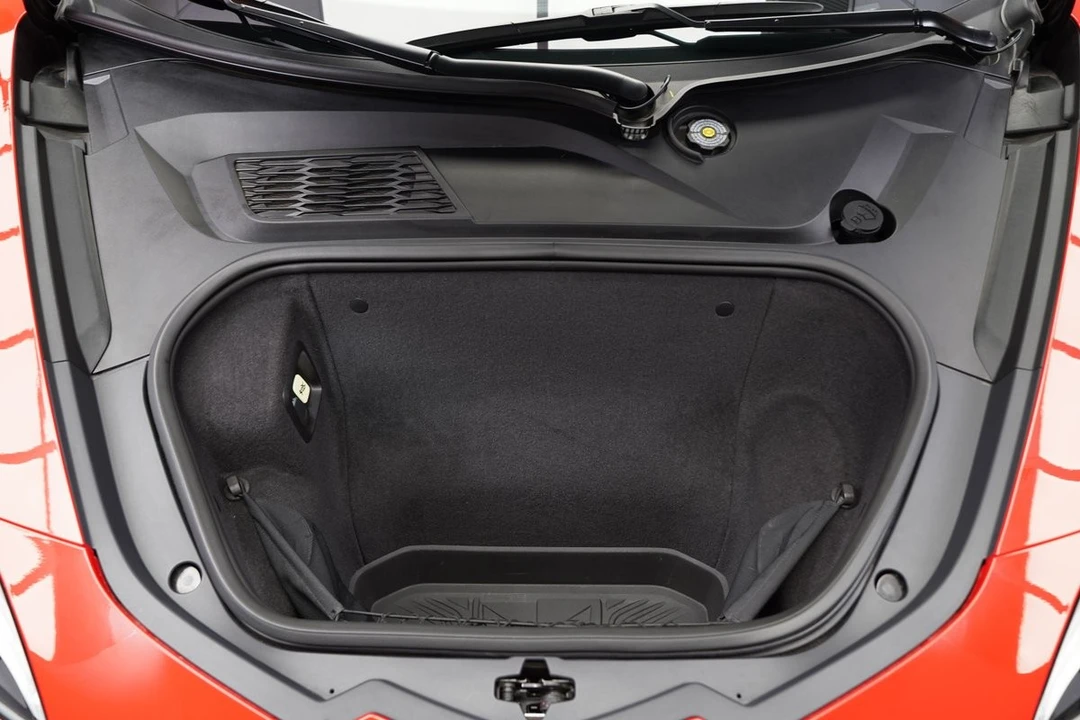 2020 Chevrolet Corvette - Image 16 of 31